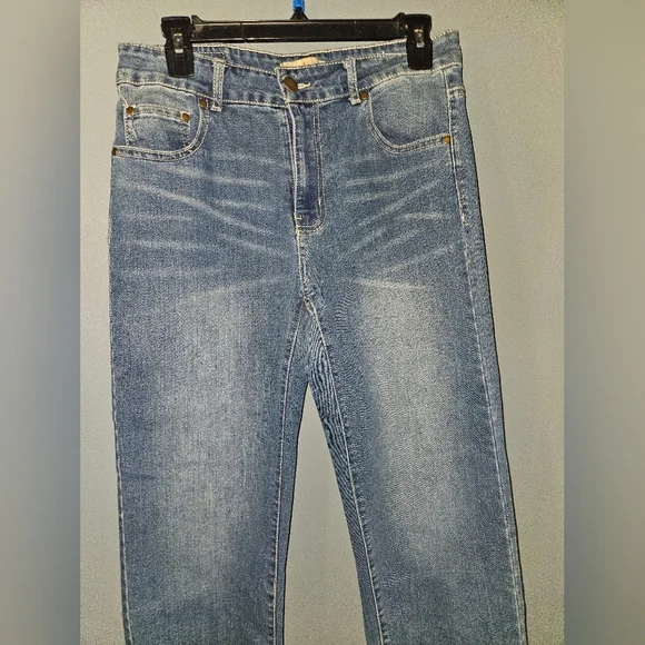 Red Star Womans Capri Jeans Size 8 - Picture 2 of 12